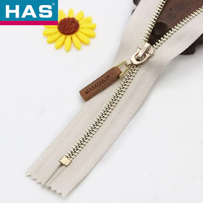 Eco Friendly Custom Metal Close-end Zipper With Leather Puller In Shiny Gold / Light Gold Teeth