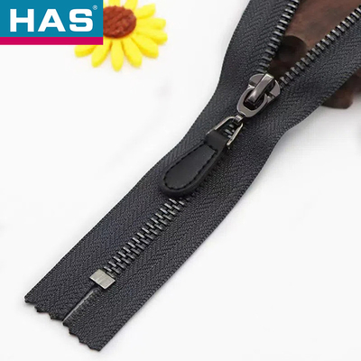 Eco Friendly Custom Metal Close-end Zipper With Leather Puller In Shiny Gold / Light Gold Teeth