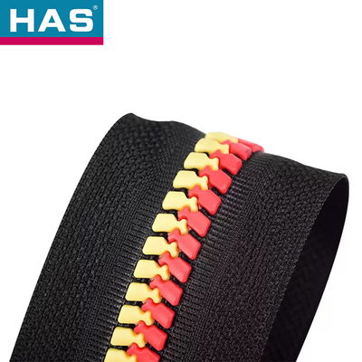 Dynamic two-color zipper Garments Or Bags Plastic Zippers