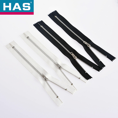 #5 Metallic Closed End Zips Smooth  Brass Zipper White For Garment