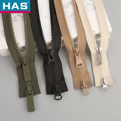 #5 Customizable Plastic Double-Ended Zipper For Clothing Or Luggage