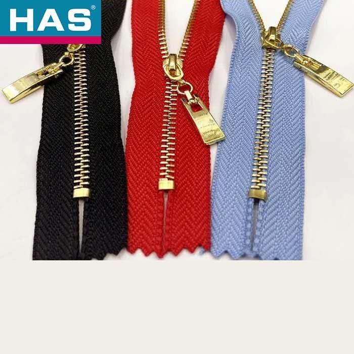 Light Gold Teeth Zipper With Auto-Lock Hook Slider Teeth Close End Zippers
