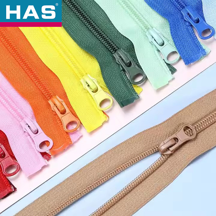 High Performance Nylon Zippers For Garment And Bag Production