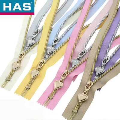 Metalowe zęby Nylon Zippers Trwałe #5 Nylon Coil Zipper Customized